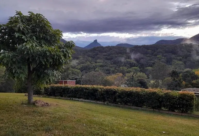 ガーデンビュースタンダードルーム, A View Of Mount Warning