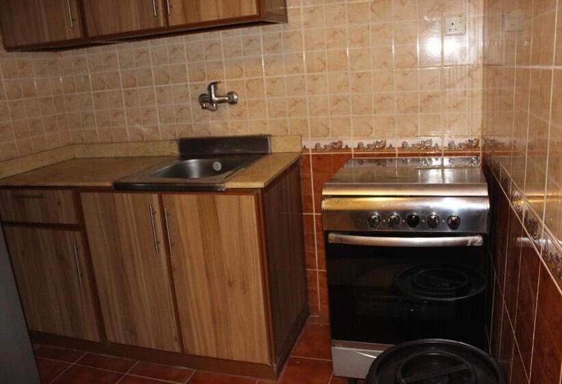 Estudio Estàndard, دار آل زاهب للشقق المفروشه