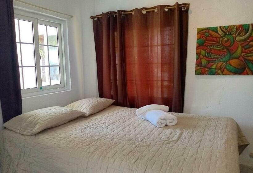 غرفة قياسية رباعية, Cocotal