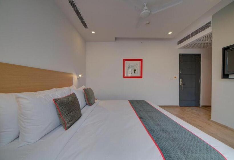 三人经典房间, Townhouse The Shubham Dilsukhnaga