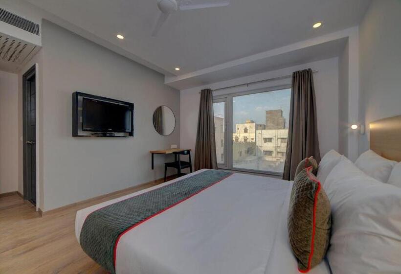 三人经典房间, Townhouse The Shubham Dilsukhnaga