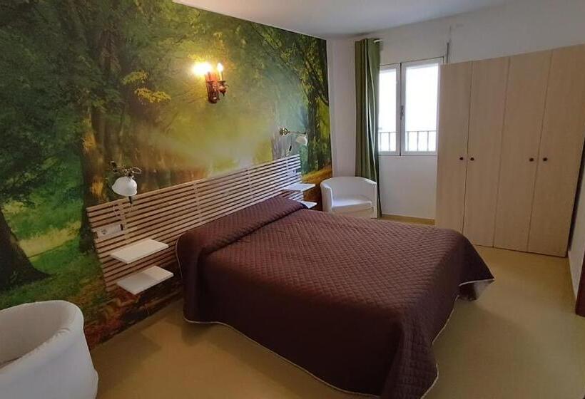 اتاق خانوادگی, Rural Martin