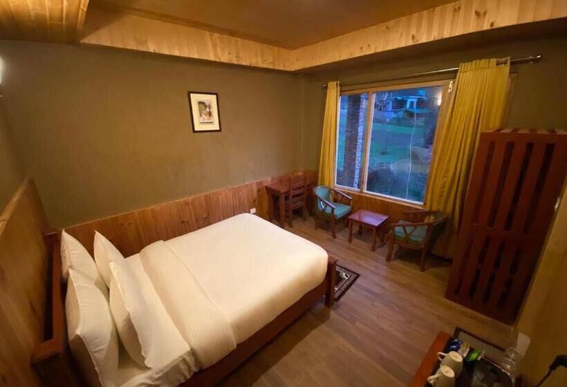 디럭스 룸, Shivadya Tirthan   Tirthan Valley