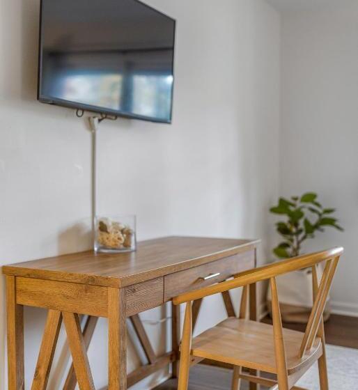 غرفة سوبيريور سرير كينج, The Wells Cashiers