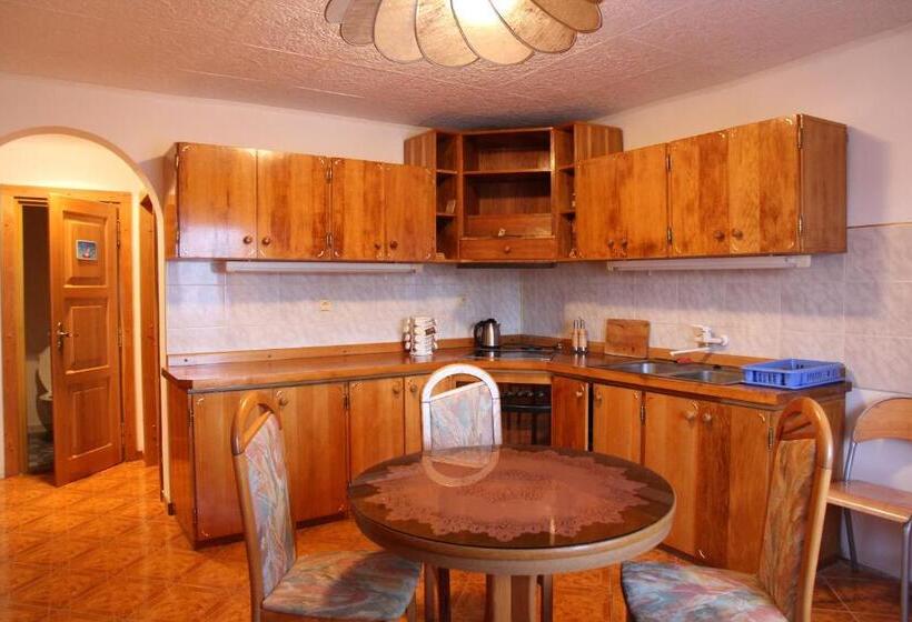 1ベッドルームのスーペリアアパートメント, Retro Vrbovec