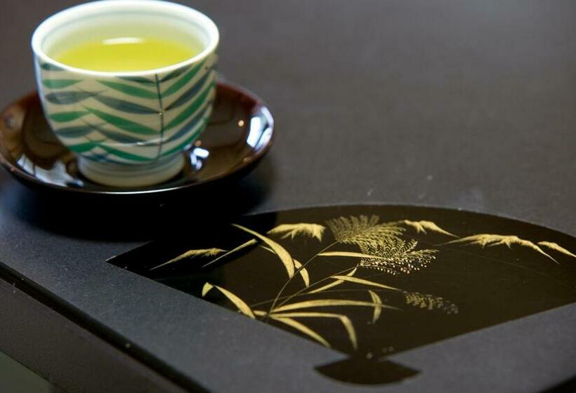 غرفة عائلية, Kansyokan