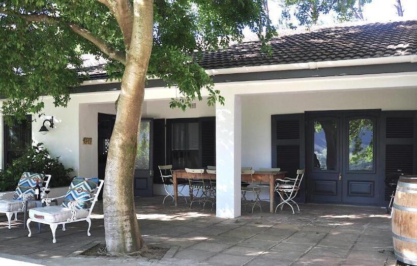 كابينة, Blueberry Hill Cottages