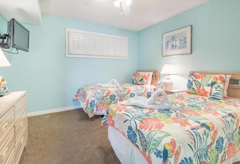 Апартаменты 2 Спальни, The Islander 416