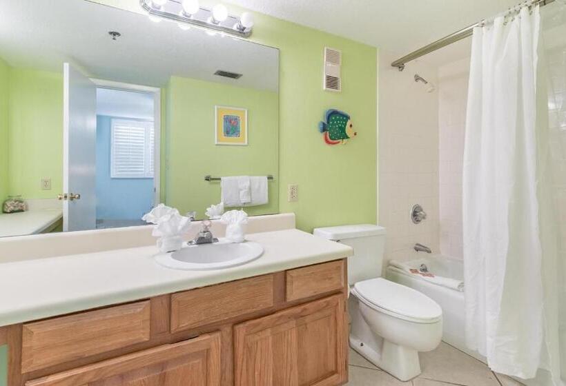 Апартаменты 2 Спальни, The Islander 416