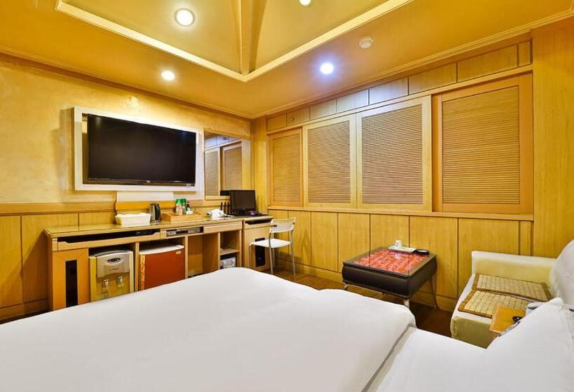 Номер Стандарт, Yeoju Hightel