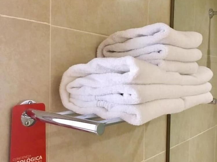 주니어 스위트, Ambiance Suites