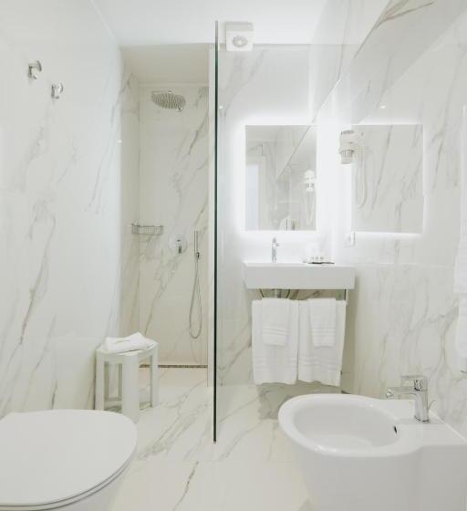 Deluxe Einzelzimmer, Citta' Di Parenzo