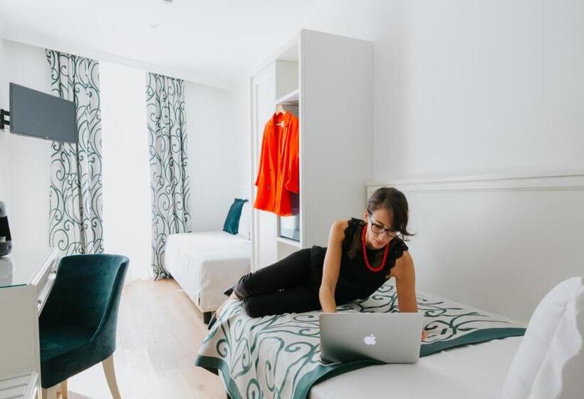 Deluxe Einzelzimmer, Citta' Di Parenzo