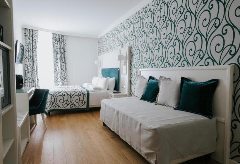 3 Bett Deluxe Zimmer, Citta' Di Parenzo