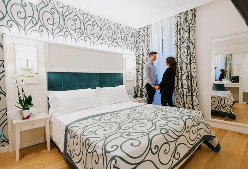 3 Bett Deluxe Zimmer, Citta' Di Parenzo