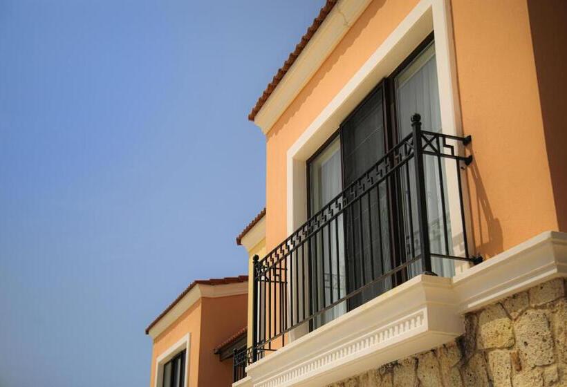 اتاق لوکس, Cocos The Club Solto