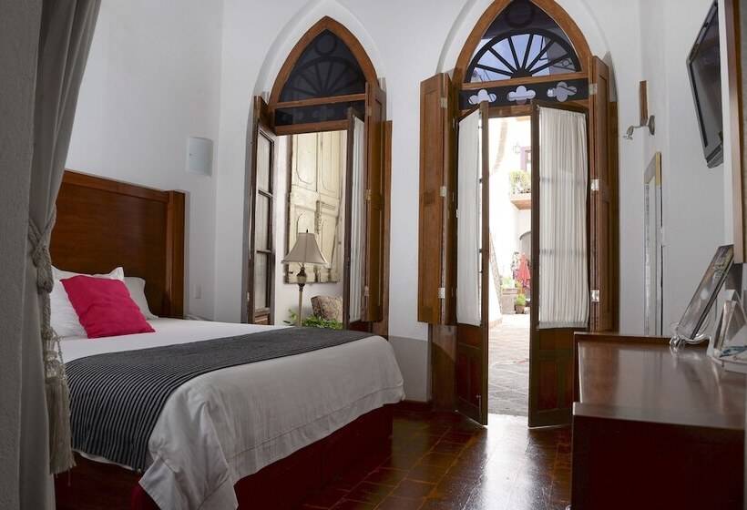 Полулюкс, El Serafin Hotel Boutique