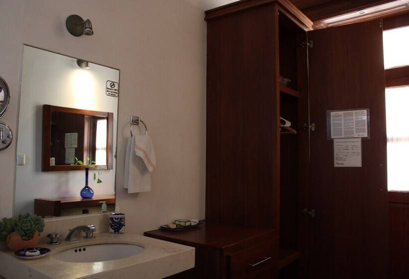 Люкс Мастер, El Serafin Hotel Boutique