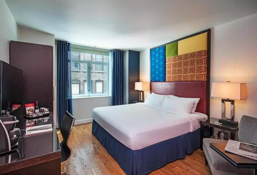 Standard-invahuone King-vuode, Hayden New York