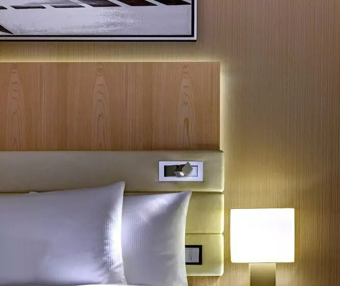 اتاق اجرایی, Hilton Frankfurt Airport