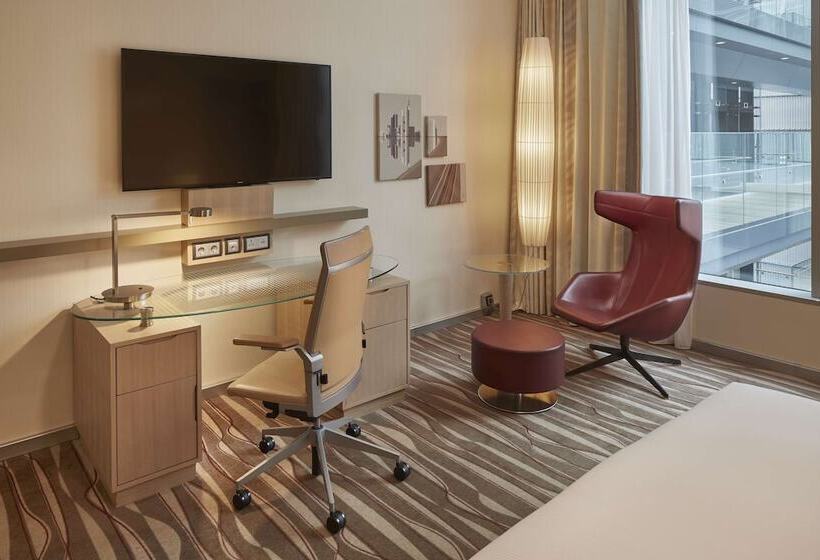Номер Стандарт, Hilton Frankfurt Airport