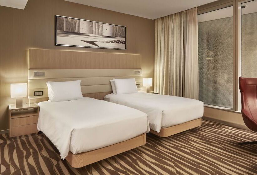 Номер Стандарт, Hilton Frankfurt Airport