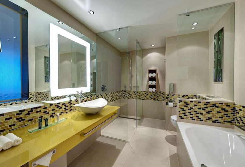 اتاق لوکس, Hilton Frankfurt Airport