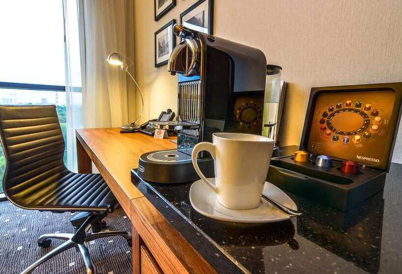 Люкс Executive Кровать Кинг, Hilton Frankfurt Airport