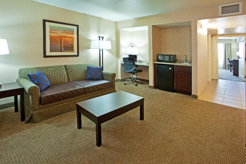 سوئیت برای معلولان, Holiday Inn & Suites Phoenix Airport, An Ihg