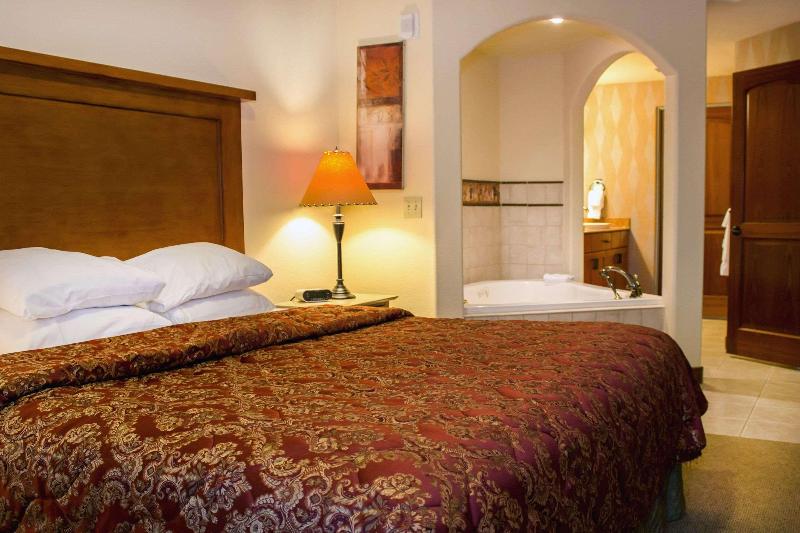 סוויטה, Holiday Inn & Suites Phoenix Airport, An Ihg