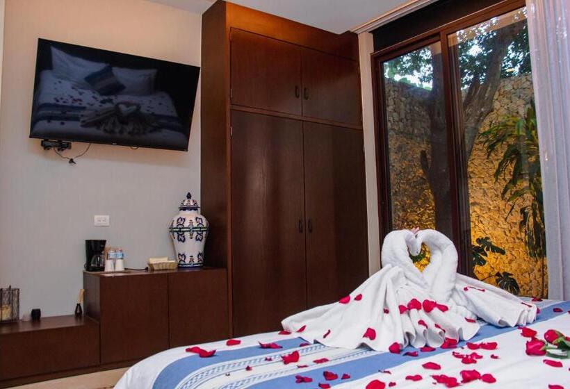 חדר סופריור, Marionetas