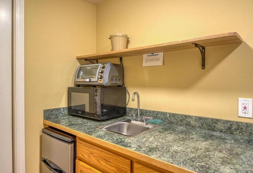 침실 2개 주택, Purity Spring Resort