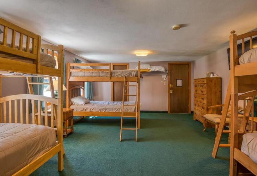 침실 4개 주택, Purity Spring Resort