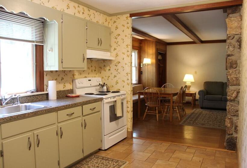 침실 2개 주택, Purity Spring Resort