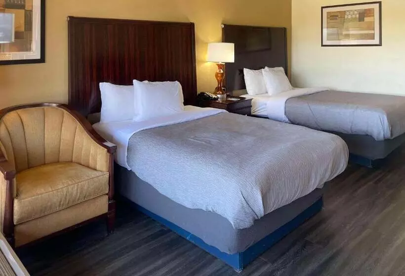 ２ダブルベッドのスタンダードルーム, Quality Inn Alachua  Gainesville Area