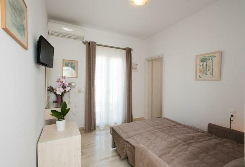 Полулюкс Вид на Море, Spanelis