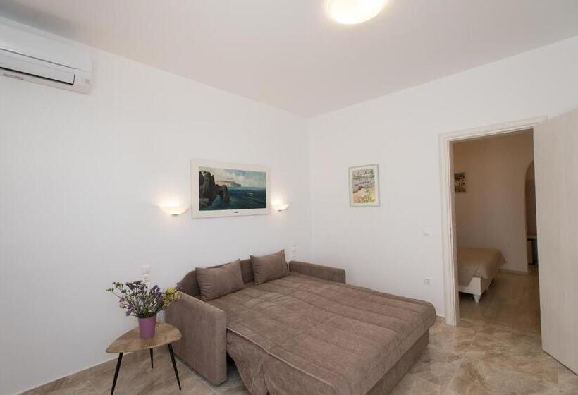 Люкс Deluxe Вид на Море, Spanelis