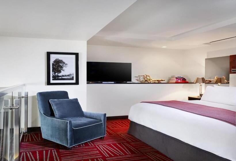 スイート, The Joule