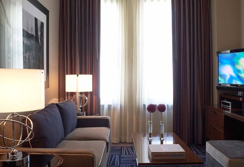 スイート, The Joule