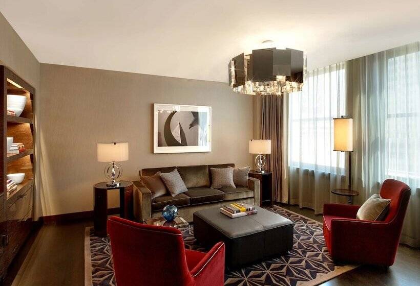 デラックススイート, The Joule