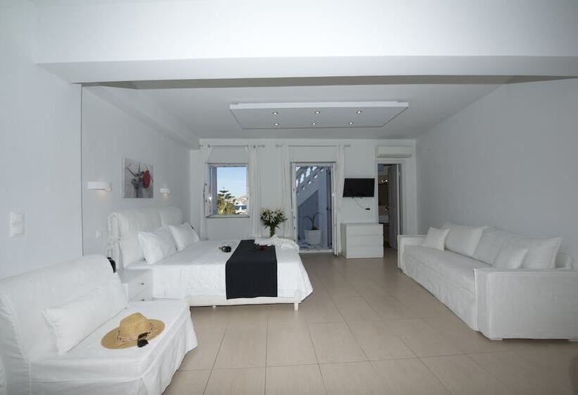 סוויטת דלוקס נוף לים, Zannis