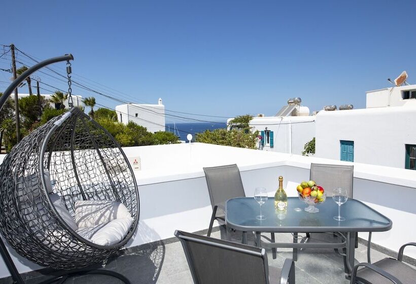 수피리어 스위트 바다 전망, Zannis