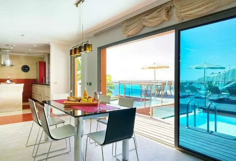 ویلای لوکس 1 خوابه, Las Villas De Amadores