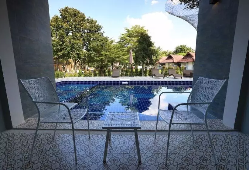デラックスルーム, Amarin Resort