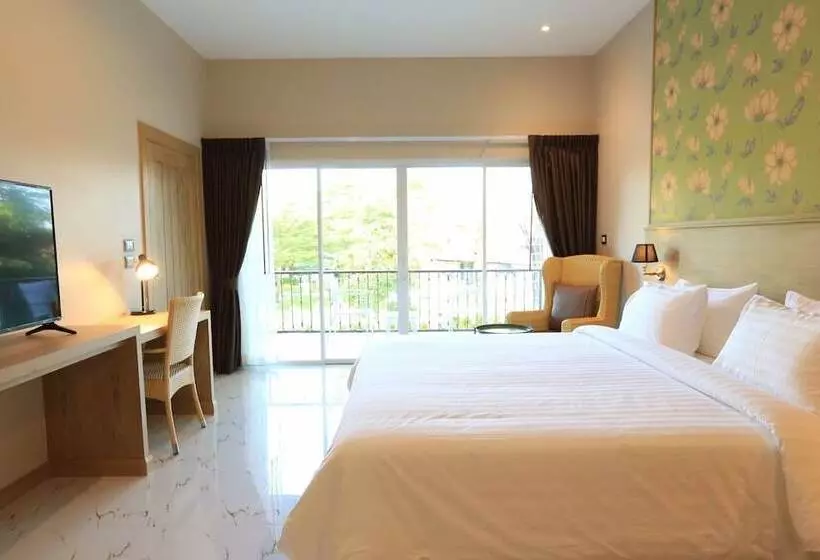 デラックスルーム, Amarin Resort