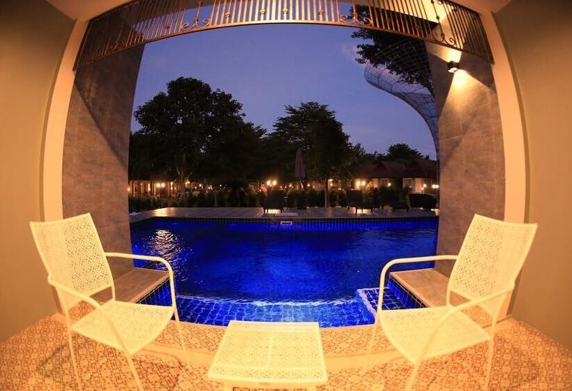 Номер Deluxe, Amarin Resort