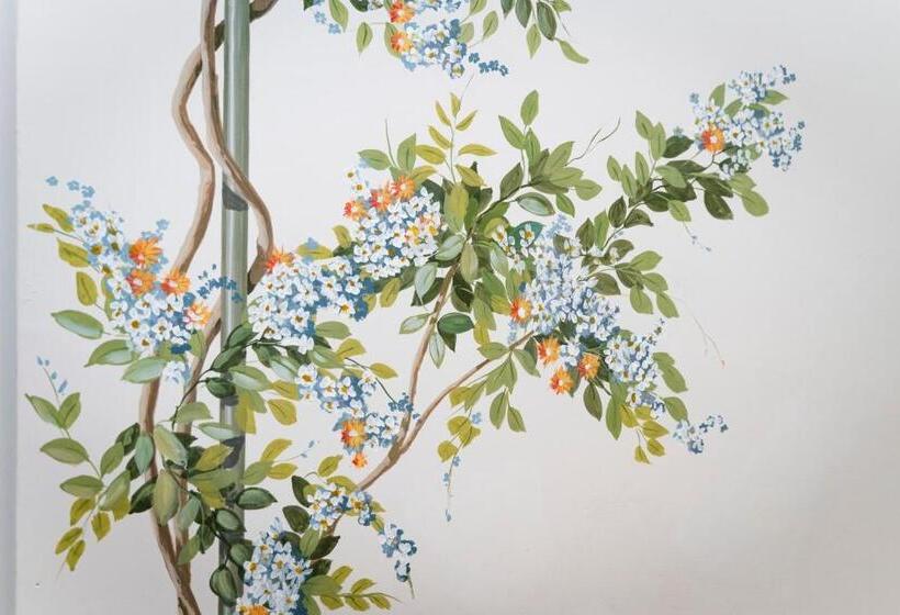 اتاق استاندارد یک نفره, Art Atelier