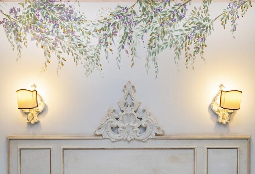 اتاق اکونومی, Art Atelier