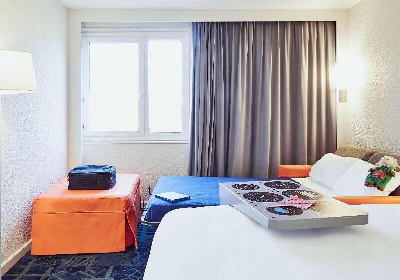 اتاق سوپریور, Art Atelier