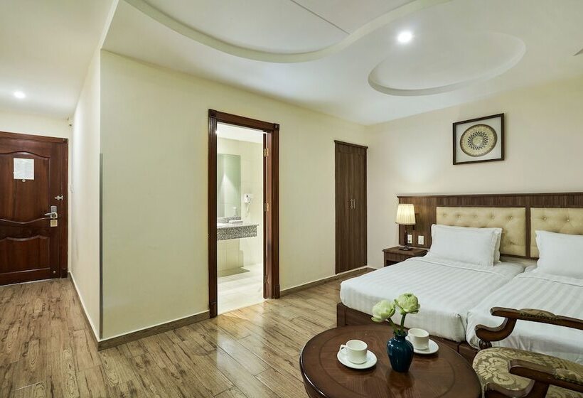 اتاق لوکس, Sky Gem Hotel   Ben Thanh